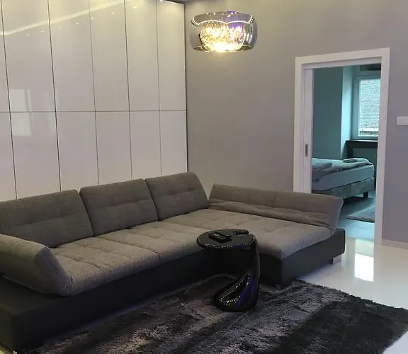 Synagogue Gozsdu Private *