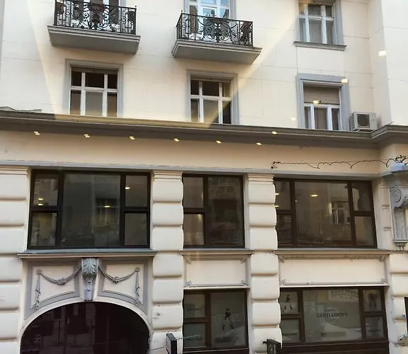 Synagogue Gozsdu Private Lejlighed