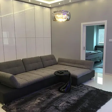 Synagogue Gozsdu Private *