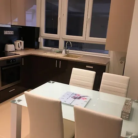 Synagogue Gozsdu Private *