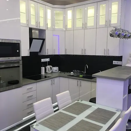 Synagogue Gozsdu Private